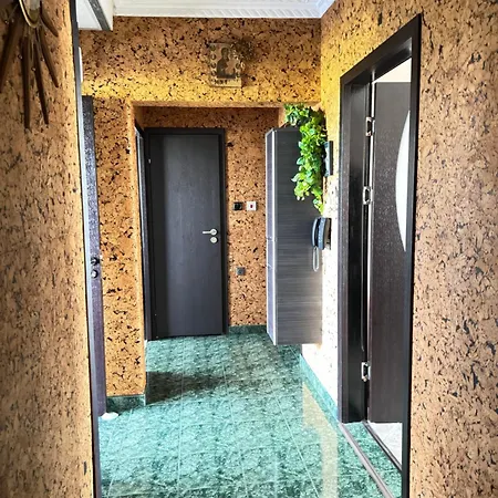 דירה Infinity Is The *