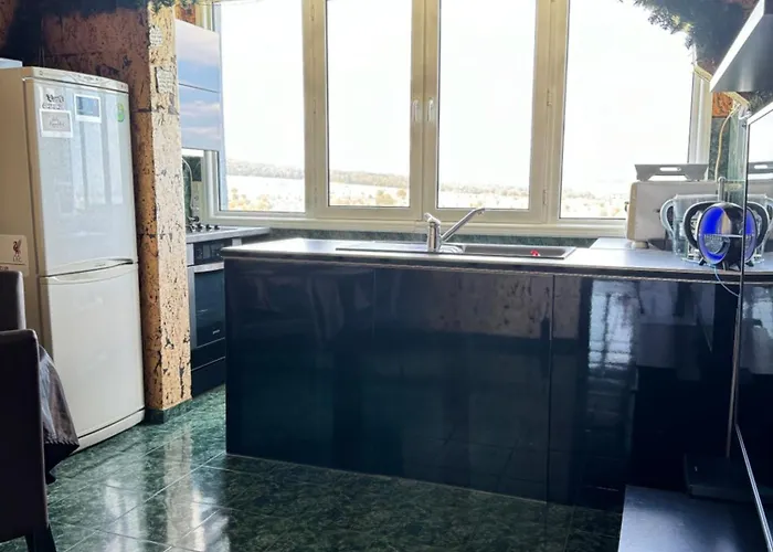 Infinity Is The דירה בורגאס